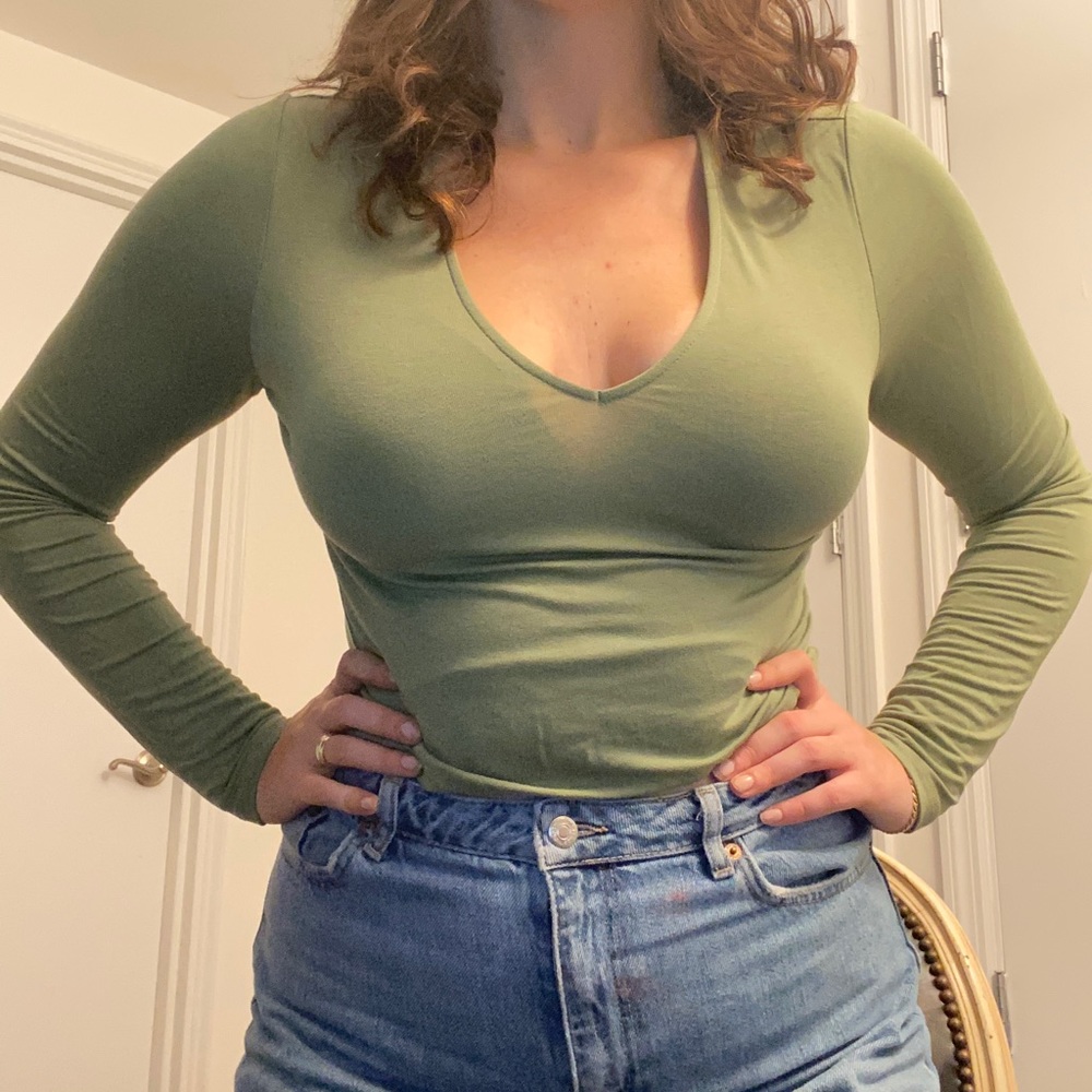 ASOS Long-sleeve green vneck